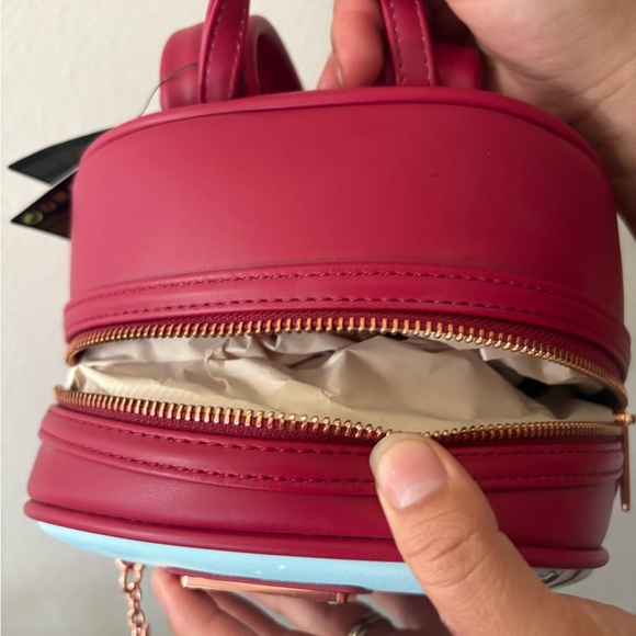 Loungefly beauty and the beast bag - Picture 4 of 6